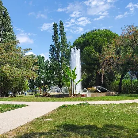 Le Grenier, Climatisation Terrasse Wi-fi Netflix 15 Mn Coeur De