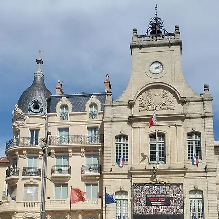 Le Grenier Superbe T3 Climatisation Terrasse Wi-fi Netflix 15 Mn Coeur De 70m2 * Béziers