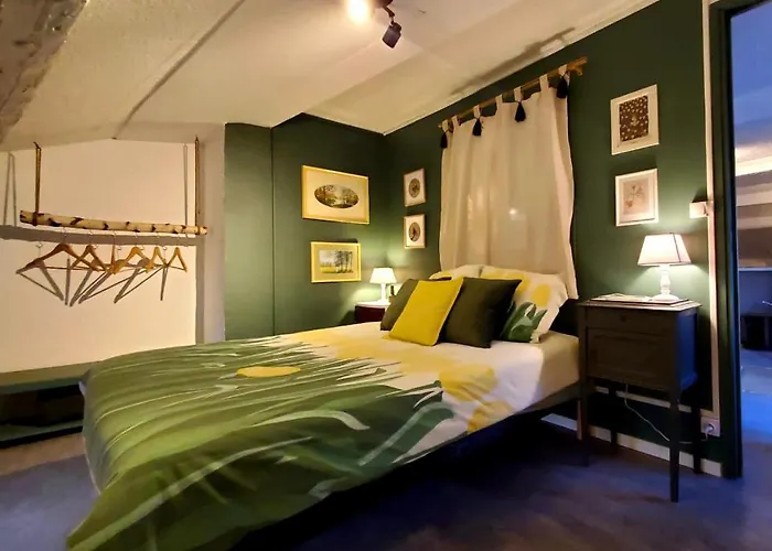 Le Grenier Superbe T3 Climatisation Terrasse Wi-fi Netflix 15 Mn Coeur De 70m2 Μπεζιέ