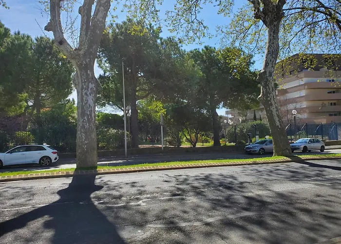 Le Grenier Superbe T3 Climatisation Terrasse Wi-fi Netflix 15 Mn Coeur De 70m2 Διαμέρισμα