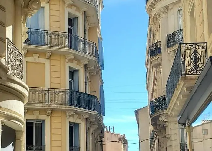 Le Grenier Superbe T3 Climatisation Terrasse Wi-fi Netflix 15 Mn Coeur De 70m2 Lägenhet *
